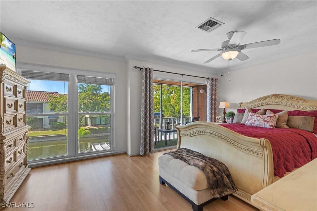 2 Bed Waterfront Home for Sale in Fort Myers, photo 12