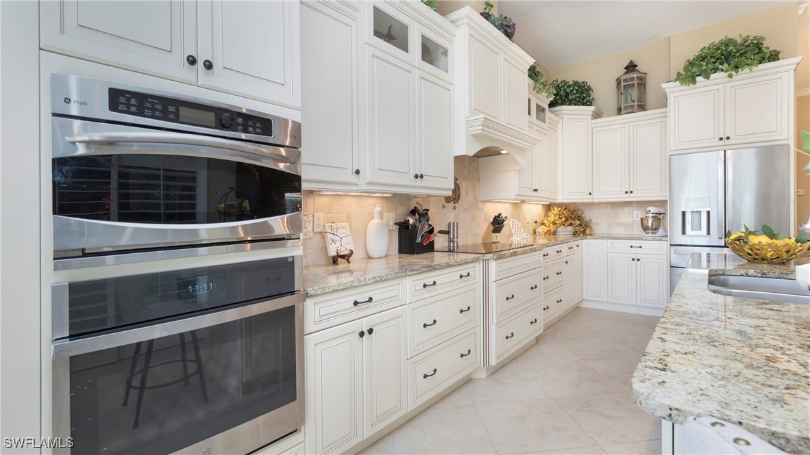 2 Bed Waterfront Home for Sale in Naples, FL, $599,900 — photo 12