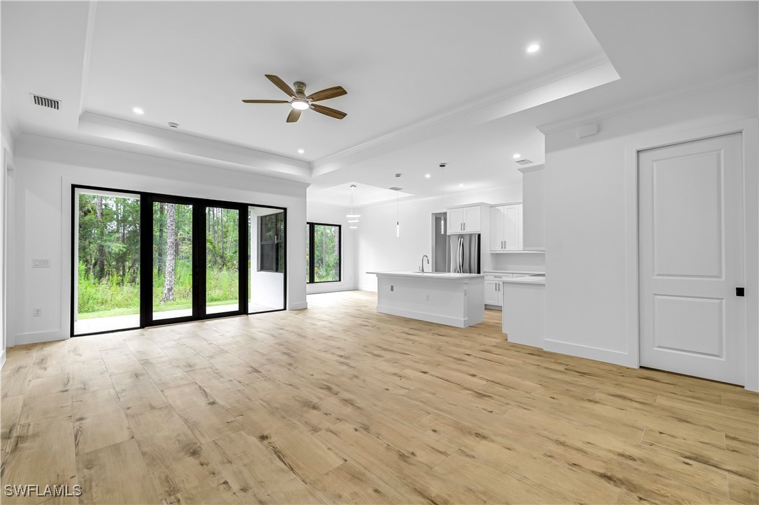 3 Bed SingleFamilyResidence for Sale in Naples, FL, $649,900 — photo 12