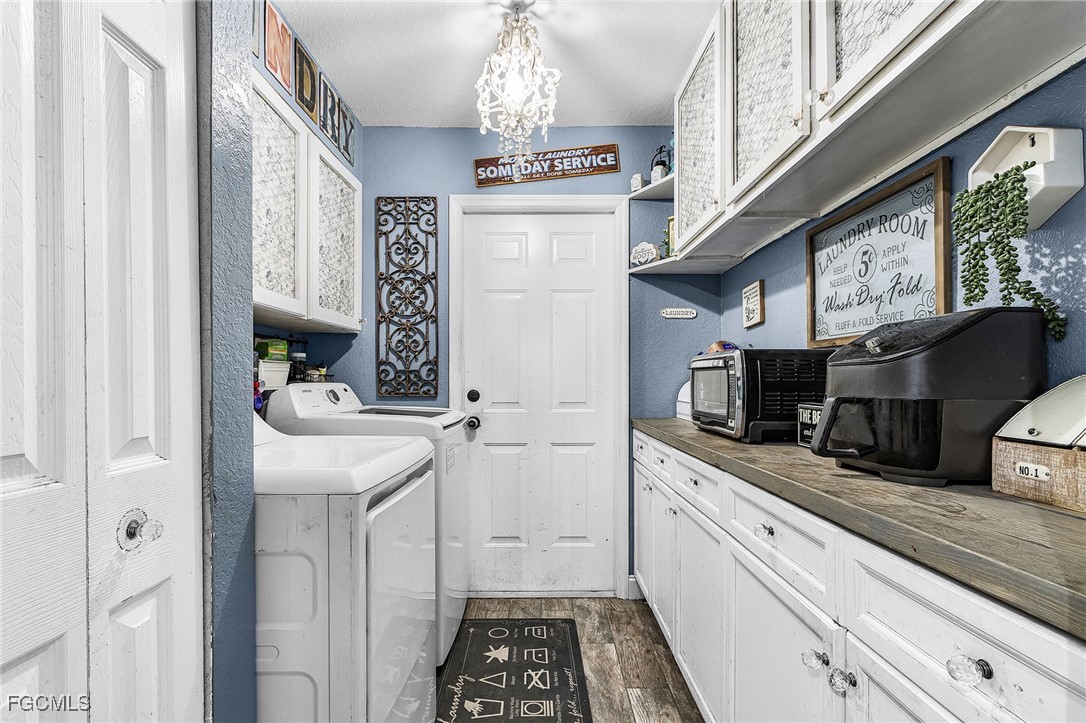 4 Bed SingleFamilyResidence for Sale in Cape Coral, photo 12