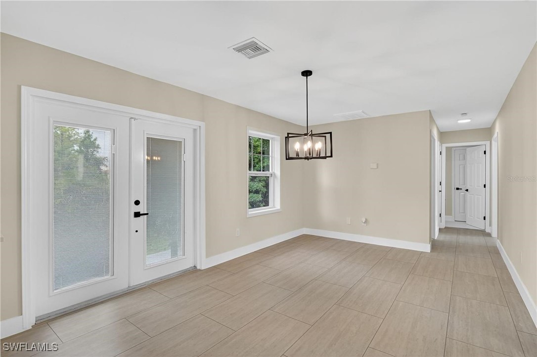 3 Bed SingleFamilyResidence for Sale in Lehigh Acres, photo 12