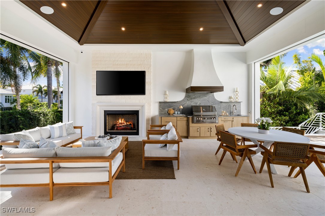 5 Bed Pool Home for Sale in Olde Naples, photo 12