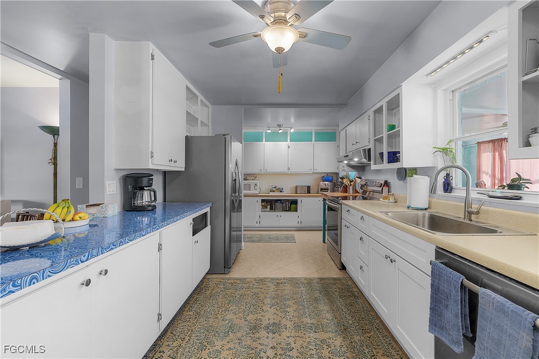 2 Bed Pool Home for Sale in Pine Island Ridge, FL, $358,000 — photo 12