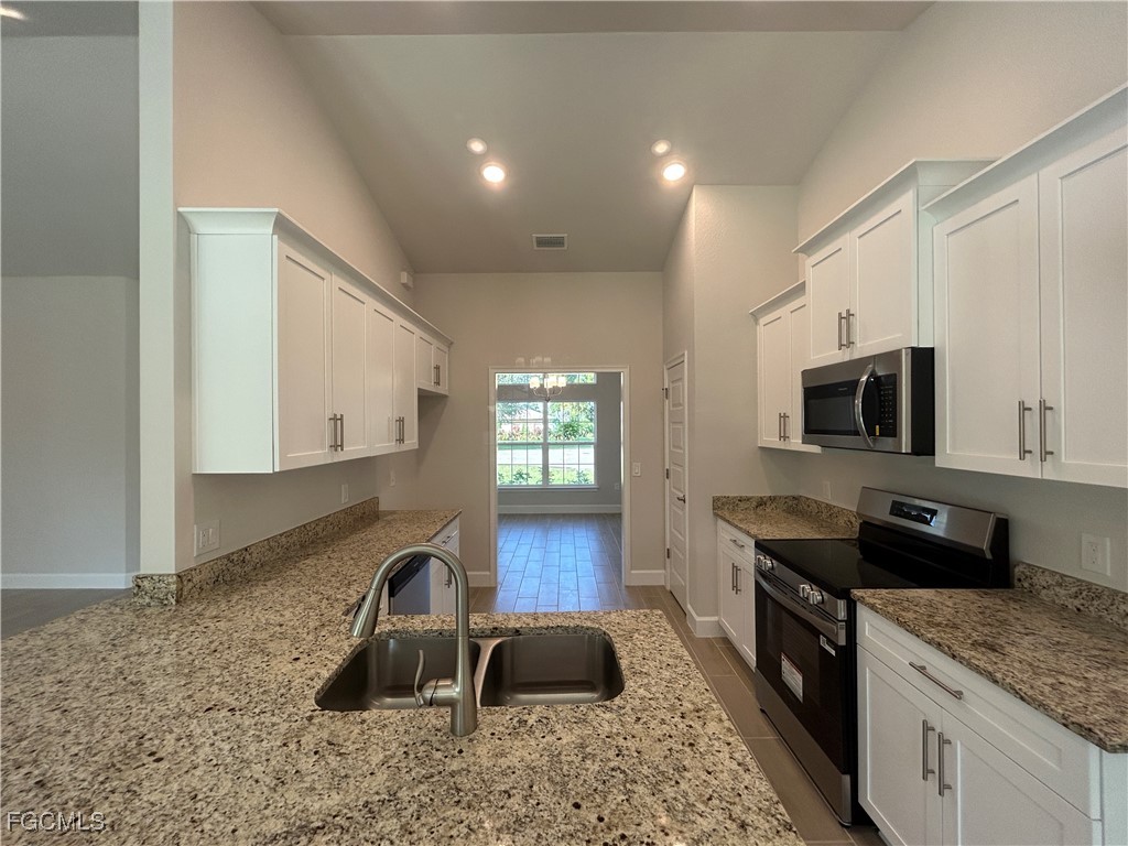 4 Bed SingleFamilyResidence for Sale in Deep Creek, FL — photo 12