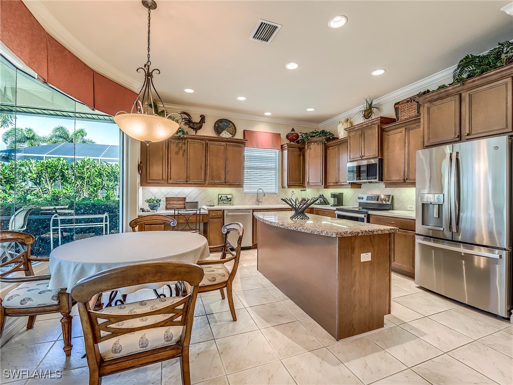 3 Bed Pool Home for Sale in Shady Bend, FL — photo 12