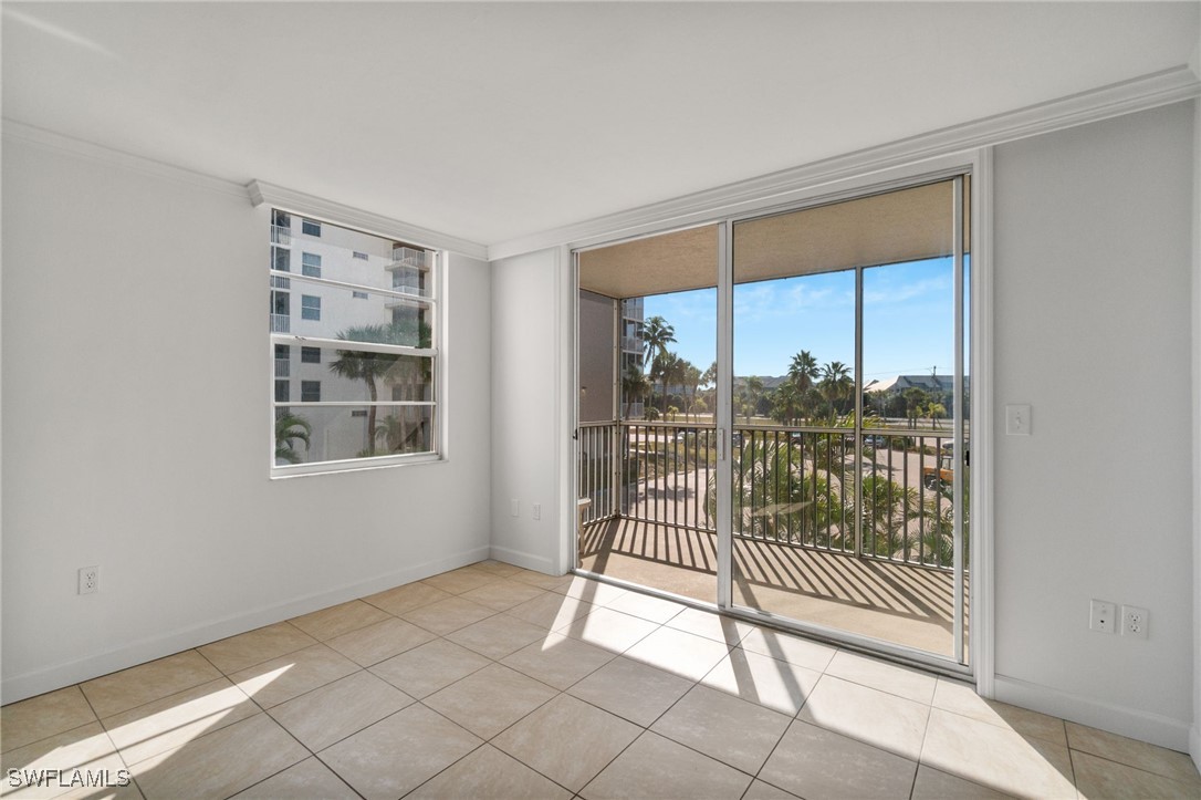 1 Bed Waterfront Home for Sale in Bonita Beach, photo 12
