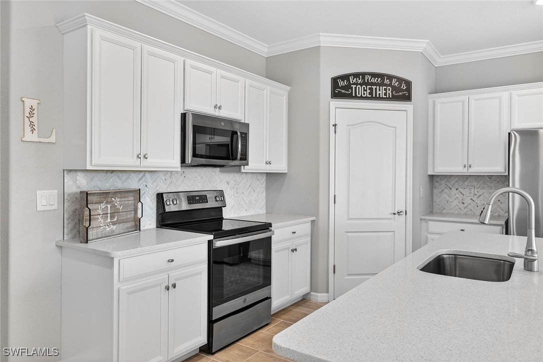 3 Bed SingleFamilyResidence for Sale in Estero, FL, $515,000 — photo 12