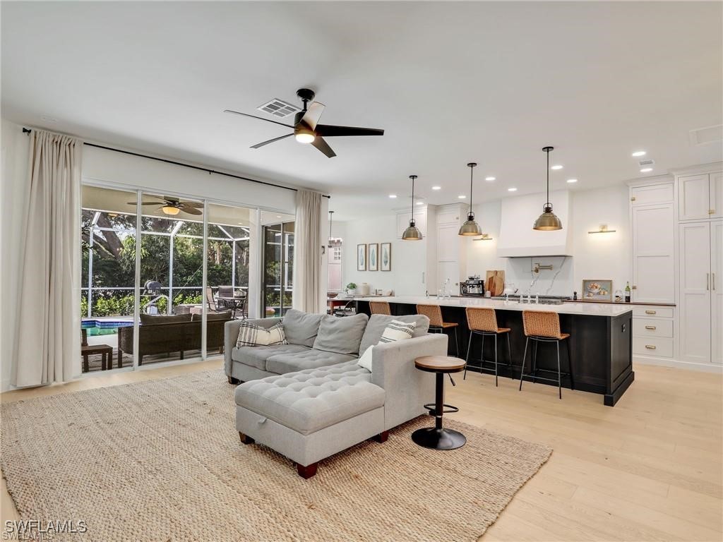 3 Bed Pool Home for Sale in Cedar Creek, photo 12