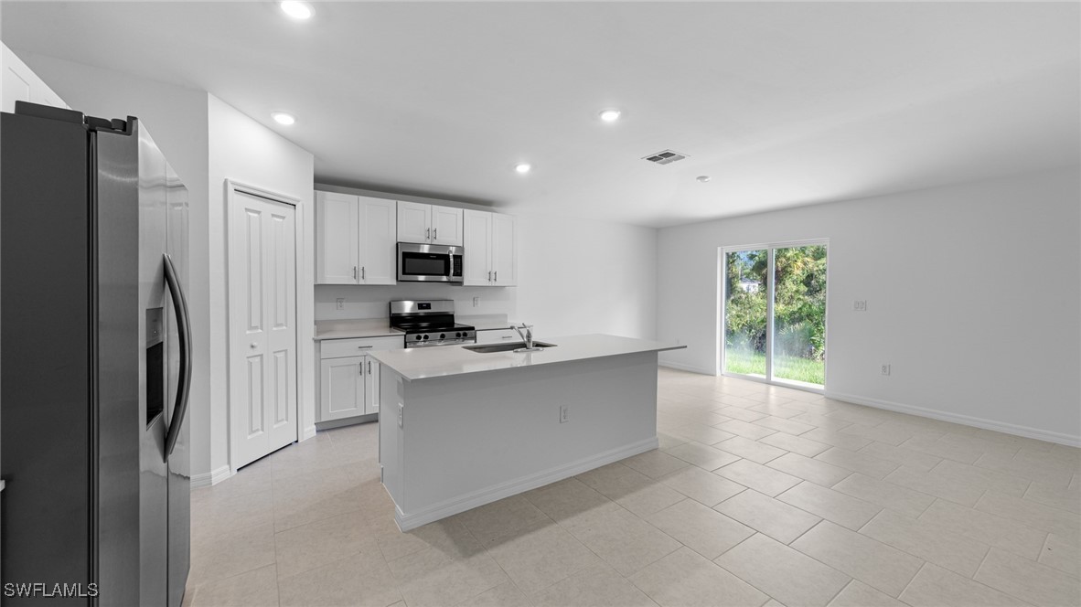 4 Bed SingleFamilyResidence for Sale in Crane Landing, photo 12