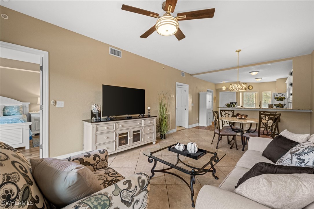 2 Bed Condominium for Sale in Naples, photo 12