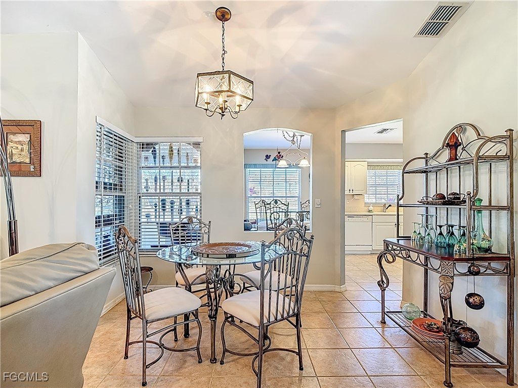 2 Bed SingleFamilyResidence for Sale in North Fort Myers, FL — photo 12