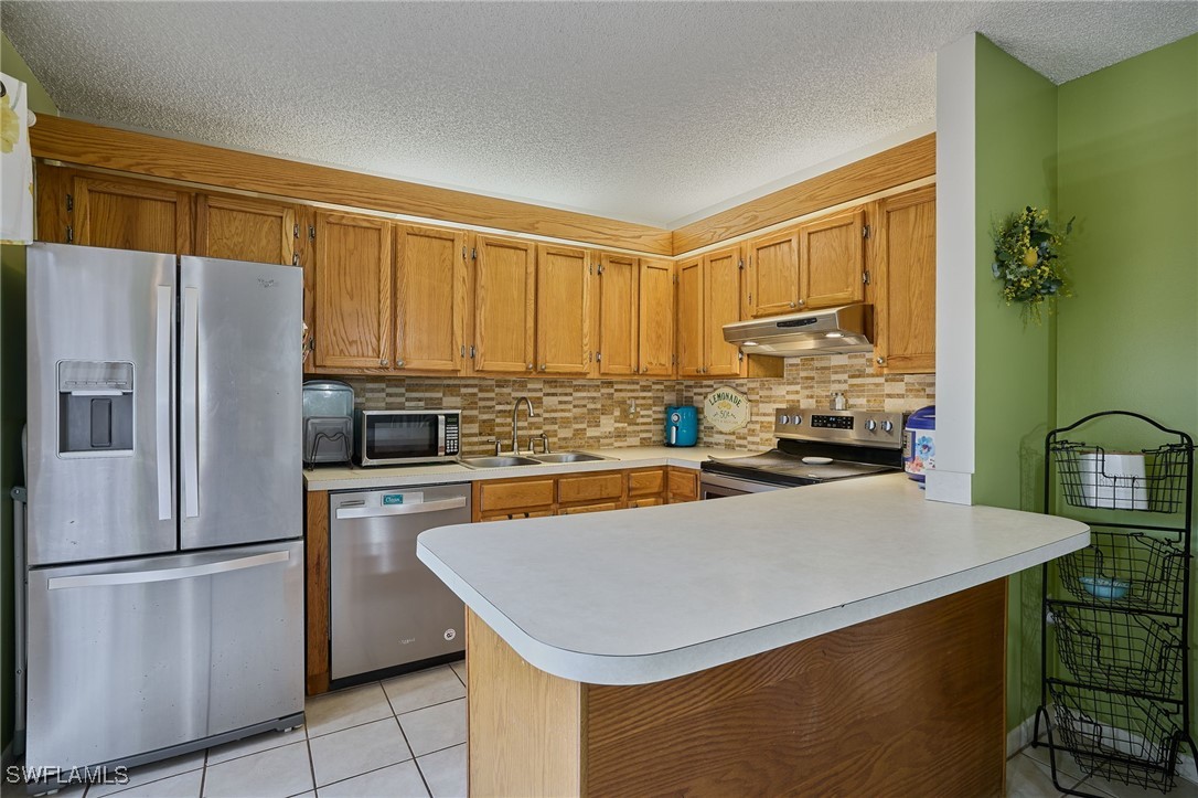 2 Bed Townhouse for Sale in Fort Myers, FL, $173,895 — photo 12