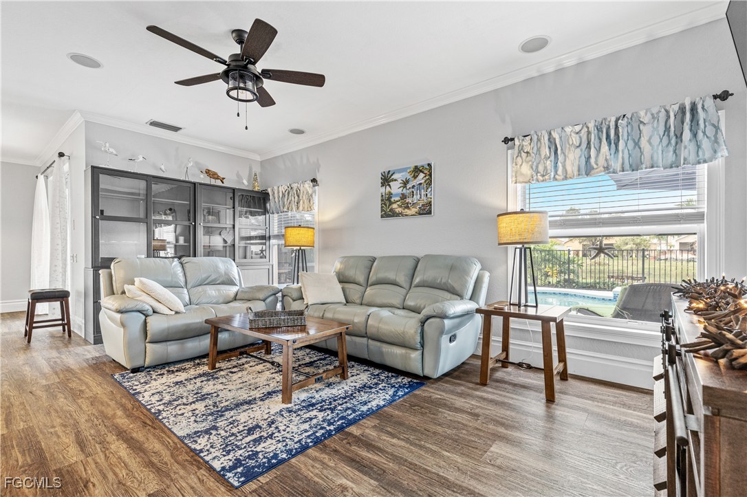 5 Bed Pool Home for Sale in Heatherwood Lakes, photo 12