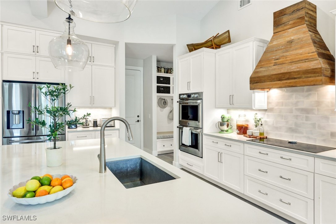 3 Bed Pool Home for Sale in Naples, photo 12