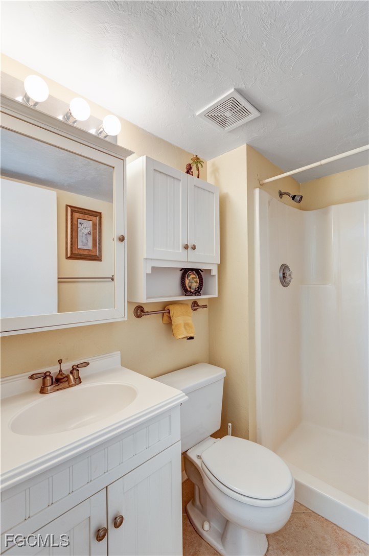 2 Bed Condominium for Sale in Fort Myers Beach, FL, $324,900 — photo 12