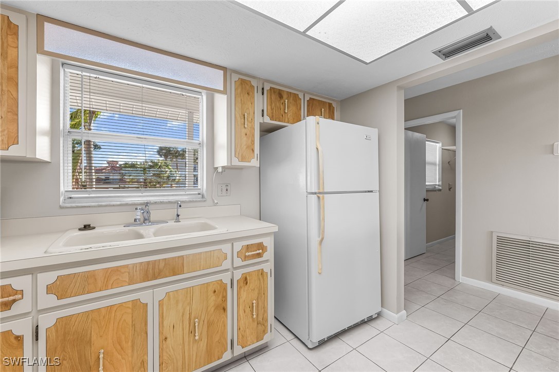2 Bed Pool Home for Sale in Beach Villa Condo, FL, $209,900 — photo 12
