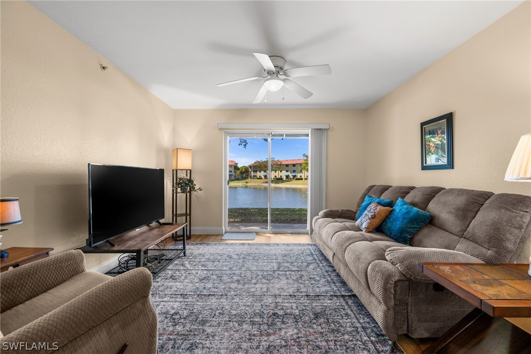 2 Bed Condominium for Sale in Naples, photo 12