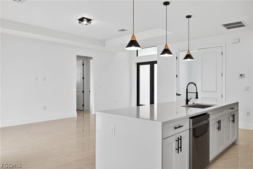 3 Bed SingleFamilyResidence for Sale in Lehigh Acres, photo 12