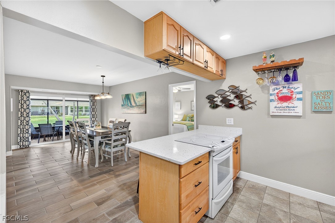 3 Bed Waterfront Home for Sale in Fort Myers, photo 12