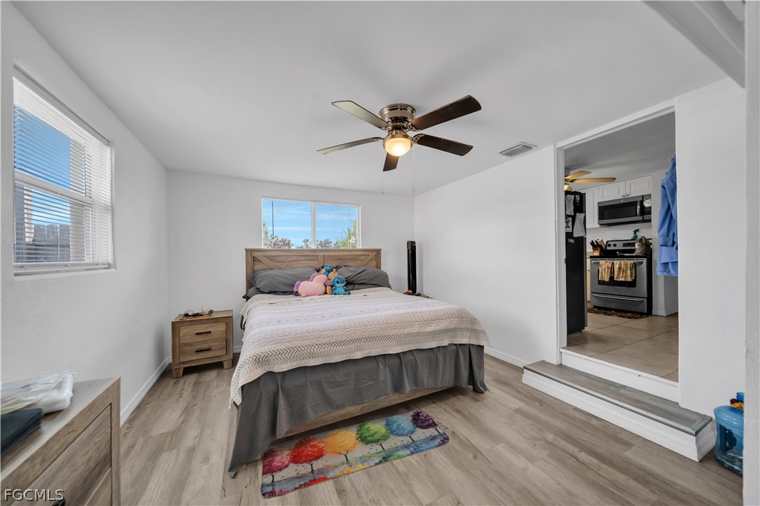 3 Bed SingleFamilyResidence for Sale in North Fort Myers, photo 12