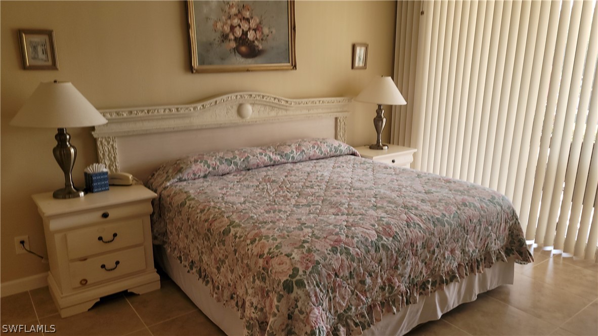 2 Bed Condominium for Sale in Naples, FL, $332,500 — photo 12