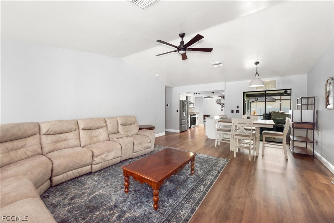 3 Bed Pool Home for Sale in Cape Coral, photo 12