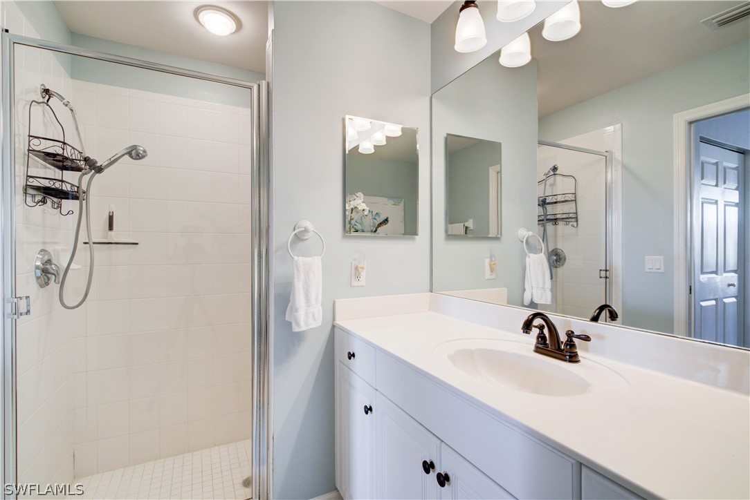 2 Bed Condominium for Sale in Britannia Iii, photo 12