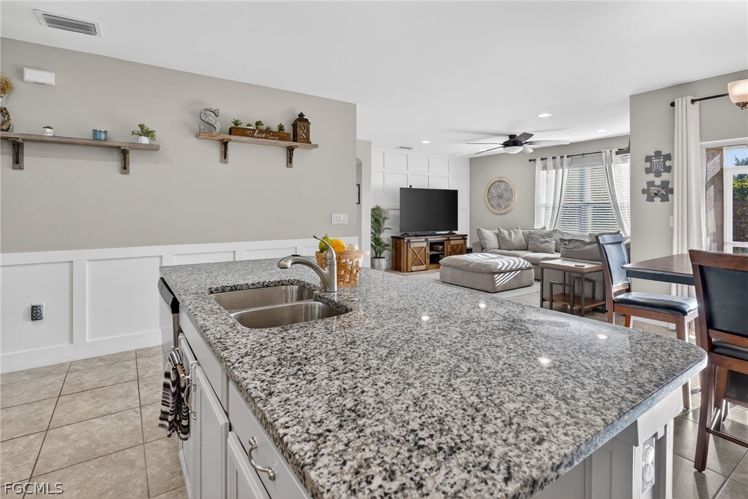 4 Bed SingleFamilyResidence for Sale in Lindsford, photo 12
