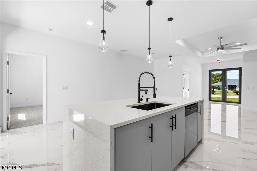 3 Bed SingleFamilyResidence for Sale in Lehigh Acres, photo 12
