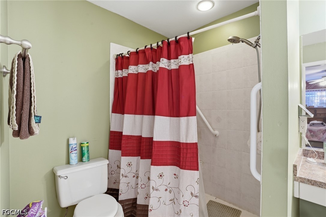 3 Bed Pool Home for Sale in San Carlos Park, photo 12