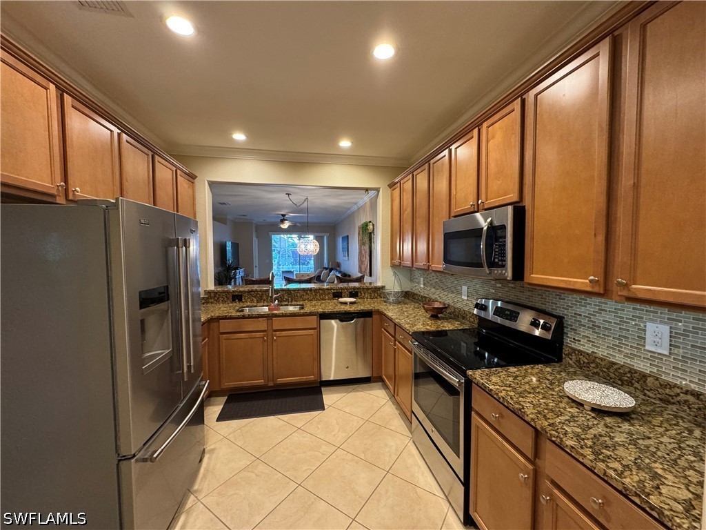 3 Bed Waterfront Home for Sale in Naples, FL, $400,000 — photo 12