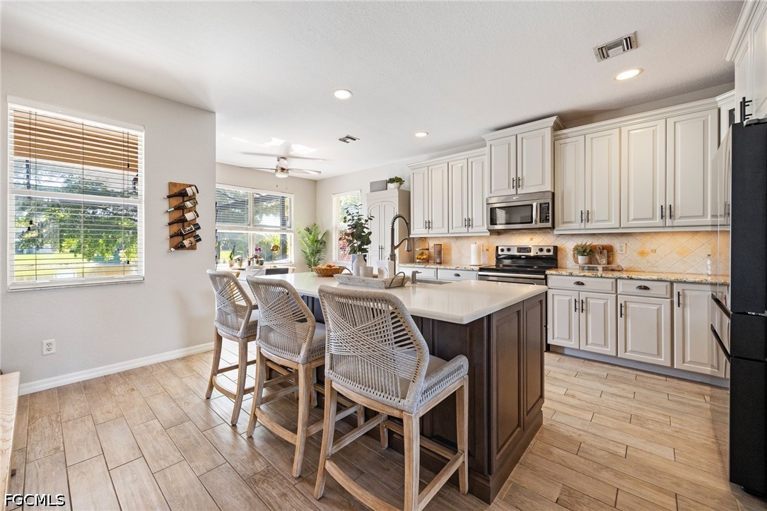 4 Bed Pool Home for Sale in Catalina Isles, photo 12