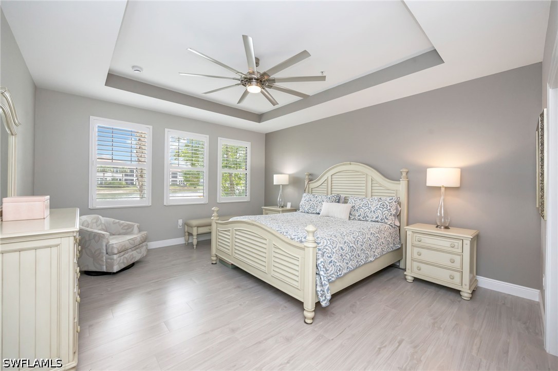 2 Bed Waterfront Home for Sale in Naples, photo 12