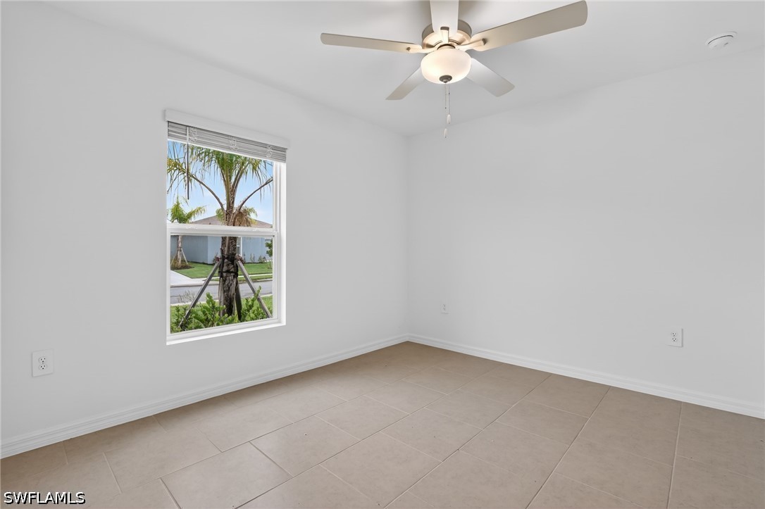 4 Bed Waterfront Home for Sale in Savanna Lakes, FL — photo 12