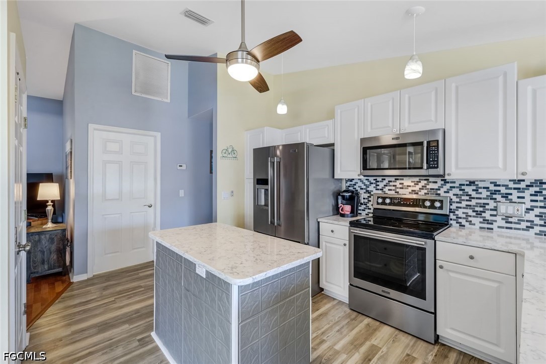 3 Bed Pool Home for Sale in Cape Coral, photo 12