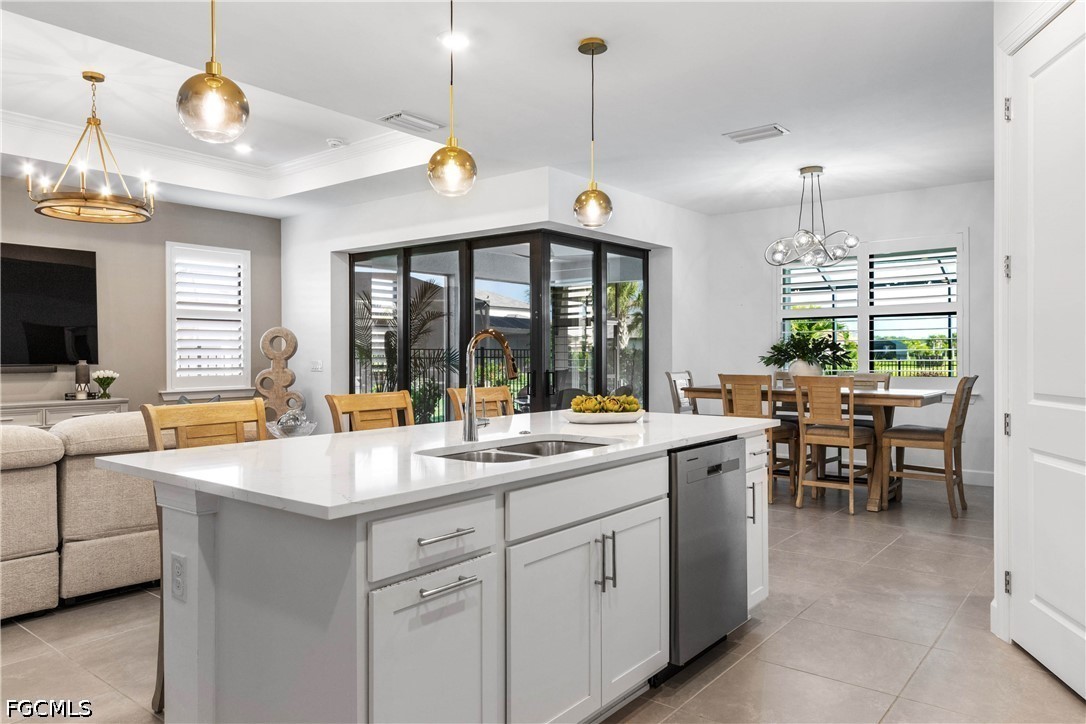 3 Bed Pool Home for Sale in Hampton Lakes, photo 12
