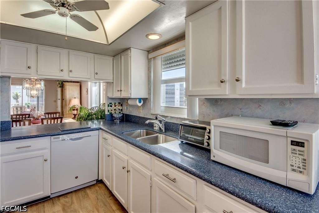 2 Bed Waterfront Home for Sale in Fort Myers Beach, FL — photo 12