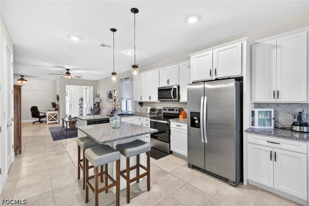 3 Bed SingleFamilyResidence for Sale in Eagle Reserve, FL — photo 12