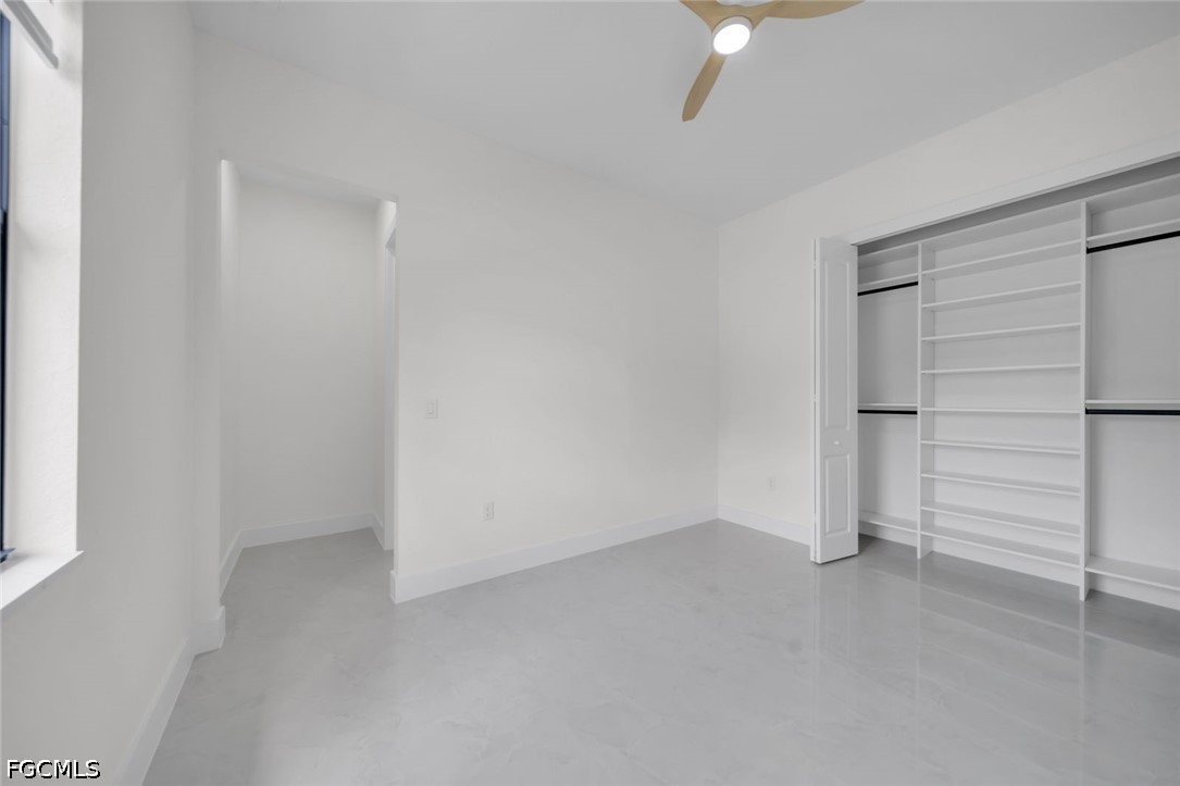 4 Bed SingleFamilyResidence for Sale in Lehigh Acres, photo 12