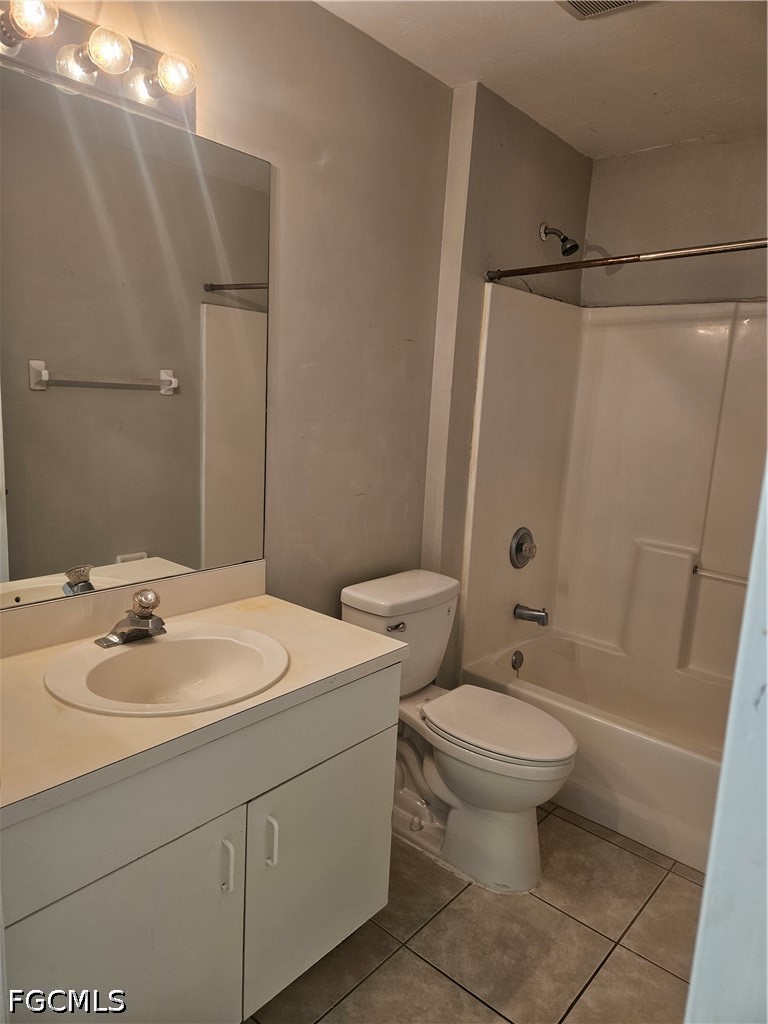3 Bed SingleFamilyResidence for Sale in Lehigh Acres, FL — photo 12