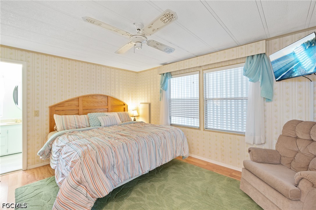 2 Bed ManufacturedHome for Sale in North Fort Myers, FL — photo 12