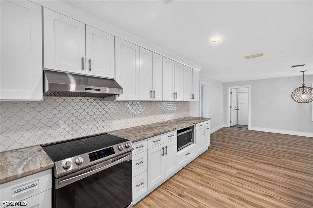 3 Bed Pool Home for Sale in Yacht Club, FL, $719,000 — photo 12