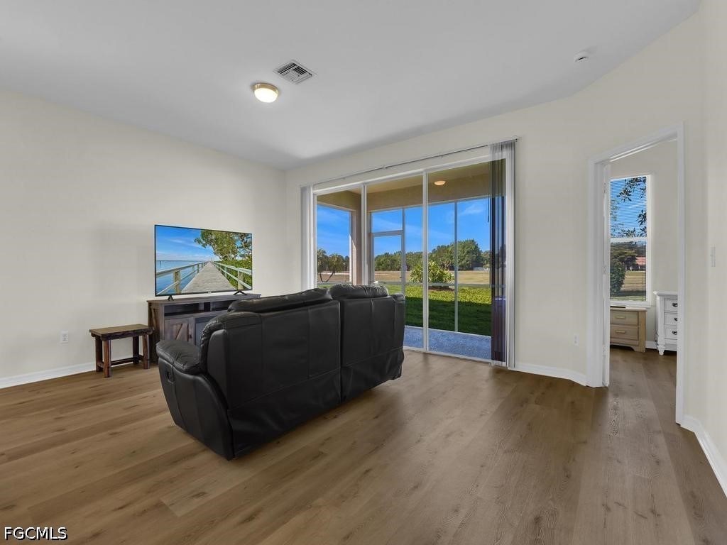 3 Bed SingleFamilyResidence for Sale in Silverlakes, FL — photo 12