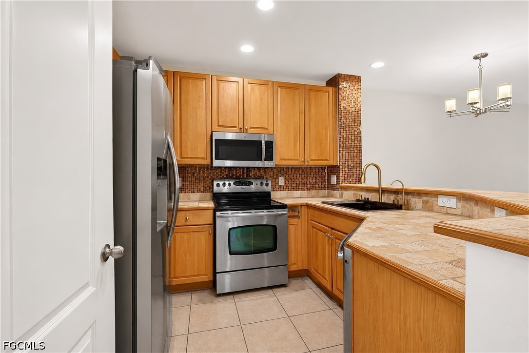 2 Bed Townhouse for Sale in Olympia Pointe, FL, $149,000 — photo 12