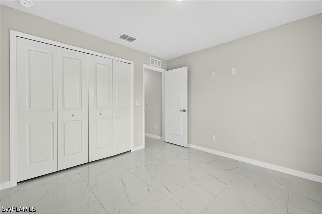 3 Bed SingleFamilyResidence for Sale in Lehigh Acres, photo 12