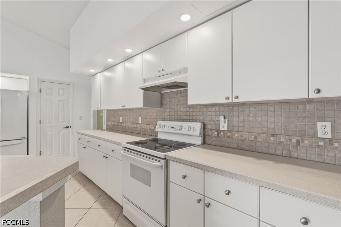 3 Bed SingleFamilyResidence for Sale in Port Charlotte, FL — photo 12