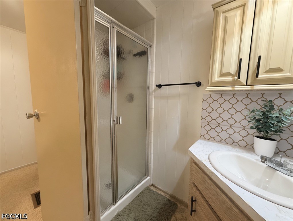 2 Bed ManufacturedHome for Sale in North Fort Myers, photo 12