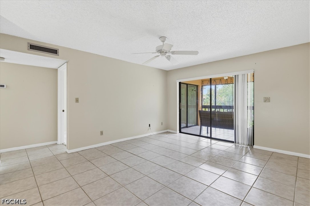 2 Bed Condominium for Sale in Fort Myers, photo 12