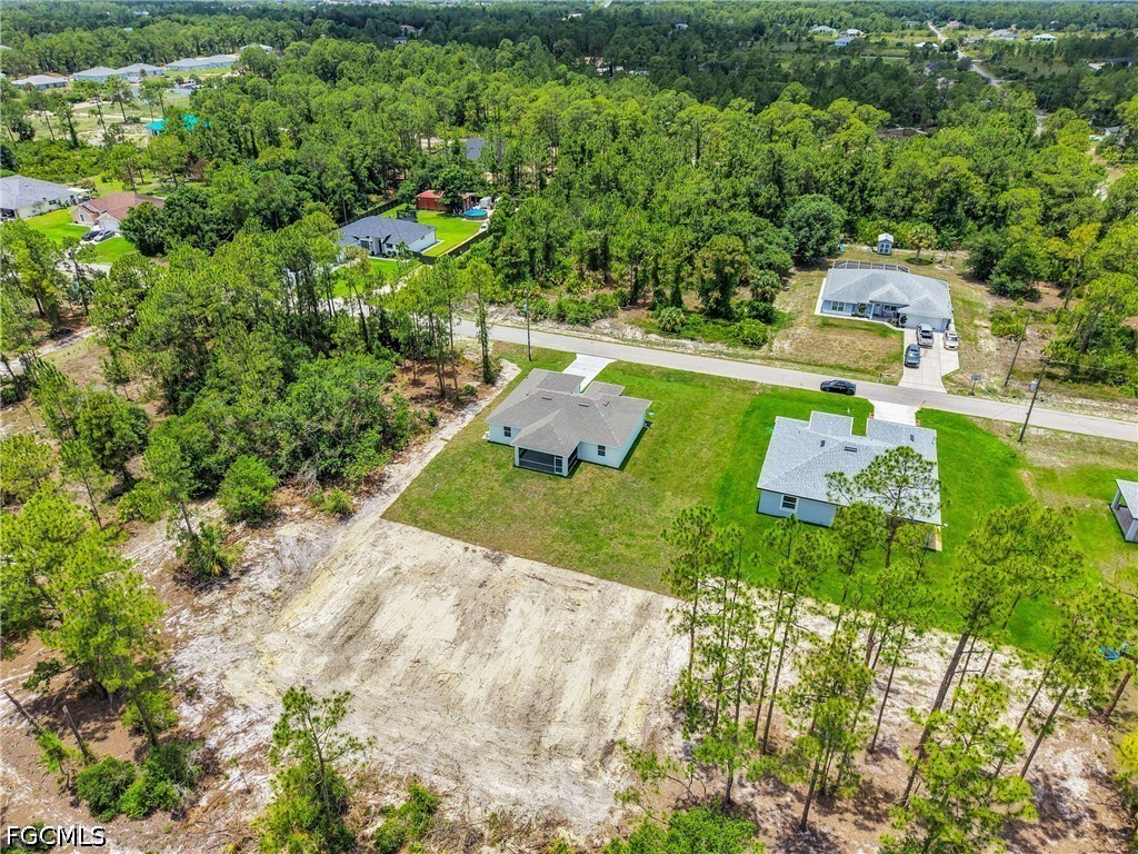 3 Bed SingleFamilyResidence for Sale in Lehigh Acres, photo 12