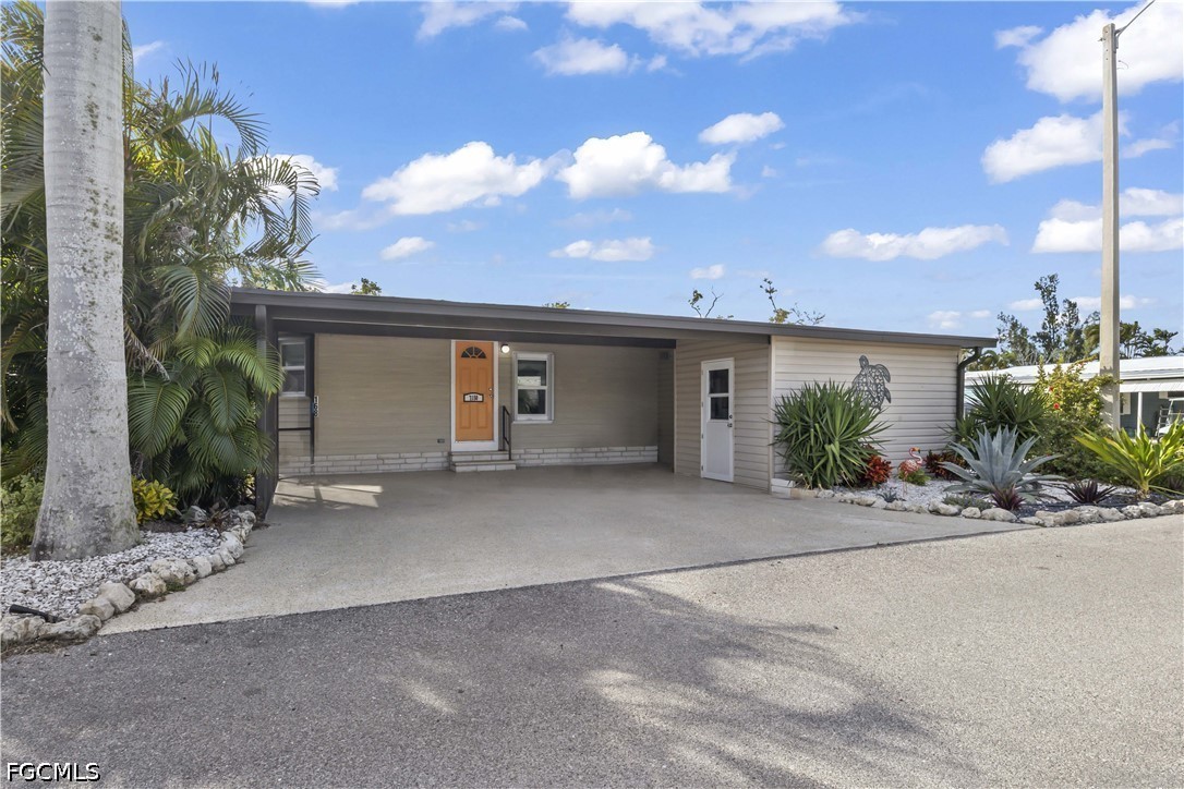 2 Bed Waterfront Home for Sale in Pine Island Cove, photo 12